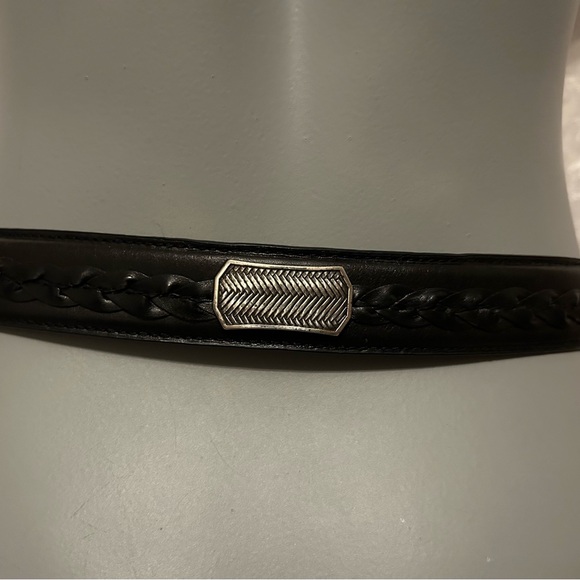 Vintage Black Leather Belt, Western, With “R” And 1998 On Buckle, Women’s 33.5 - Picture 5 of 9